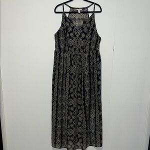 Liz Lange Halter Maternity Maxi Dress ZZ9